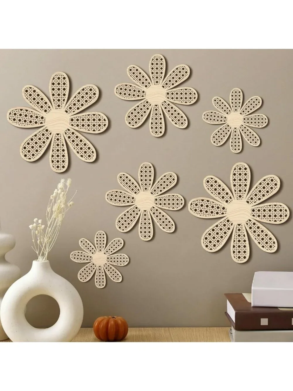 Boho Wooden Daisy Flower Wall Decor Set - 6 Pcs Rustic Home Accent Decor